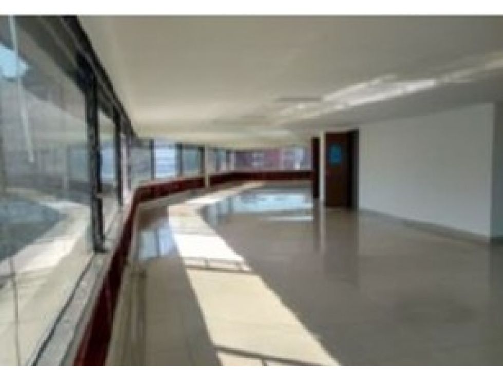 Edificio en arriendo Cundinamarca Bogotá Emaus 404 m2 Habitaciones 0 Baños 4 Garajes 4 Precio $19300000