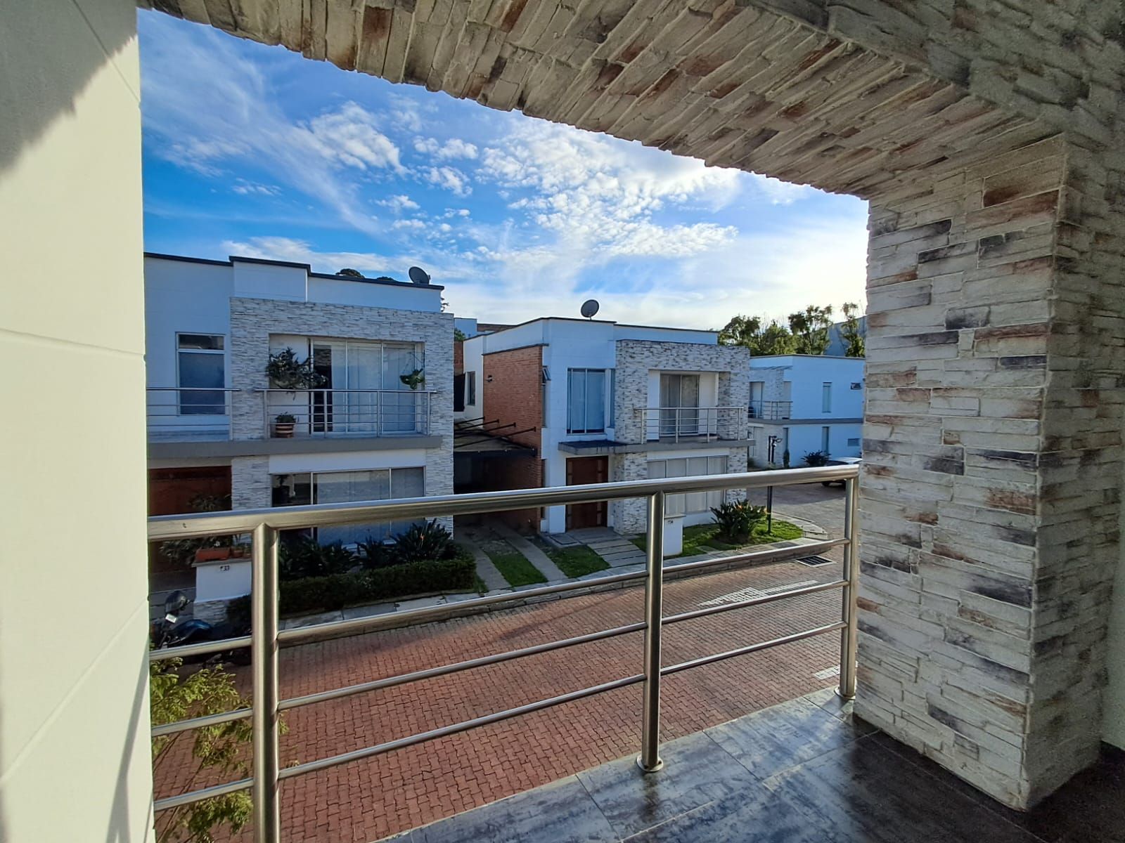 Casa en arriendo Antioquia La Ceja Ofir 145 m2 Habitaciones 5 Baños 3 Garajes 1 Precio $4800000