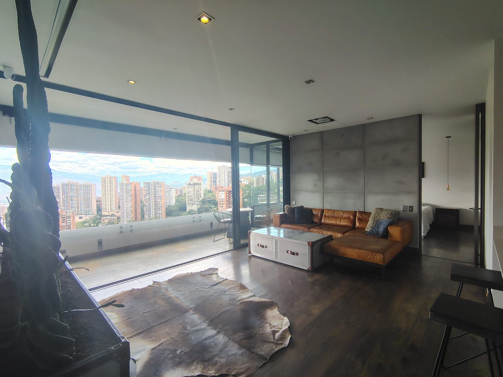 Apartamento en arriendo Antioquia Medellín San Lucas 118 m2 Habitaciones 2 Baños 2 Garajes 2 Precio $14000000