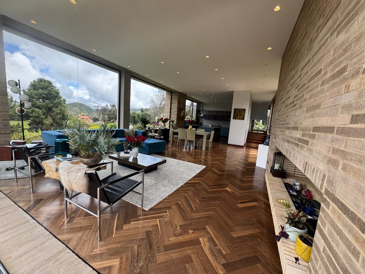 Apartamento en venta Cundinamarca La Calera La Calera 555 m2 Habitaciones 5 Baños 6 Garajes 4 Precio $4300000000