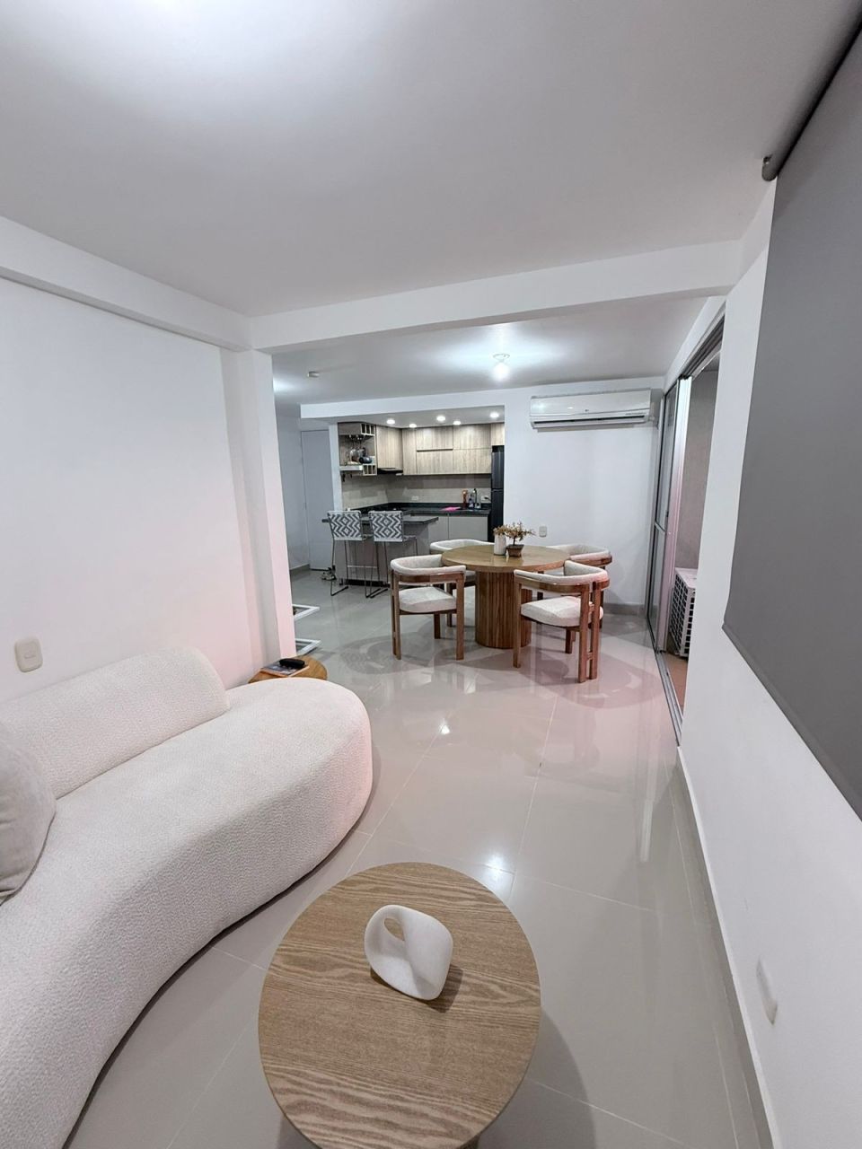 Apartamento en arriendo Valle Del Cauca Cali Conjunto Residencial Ambar 65 m2 Habitaciones 2 Baños 2 Garajes 1 Precio $3000000