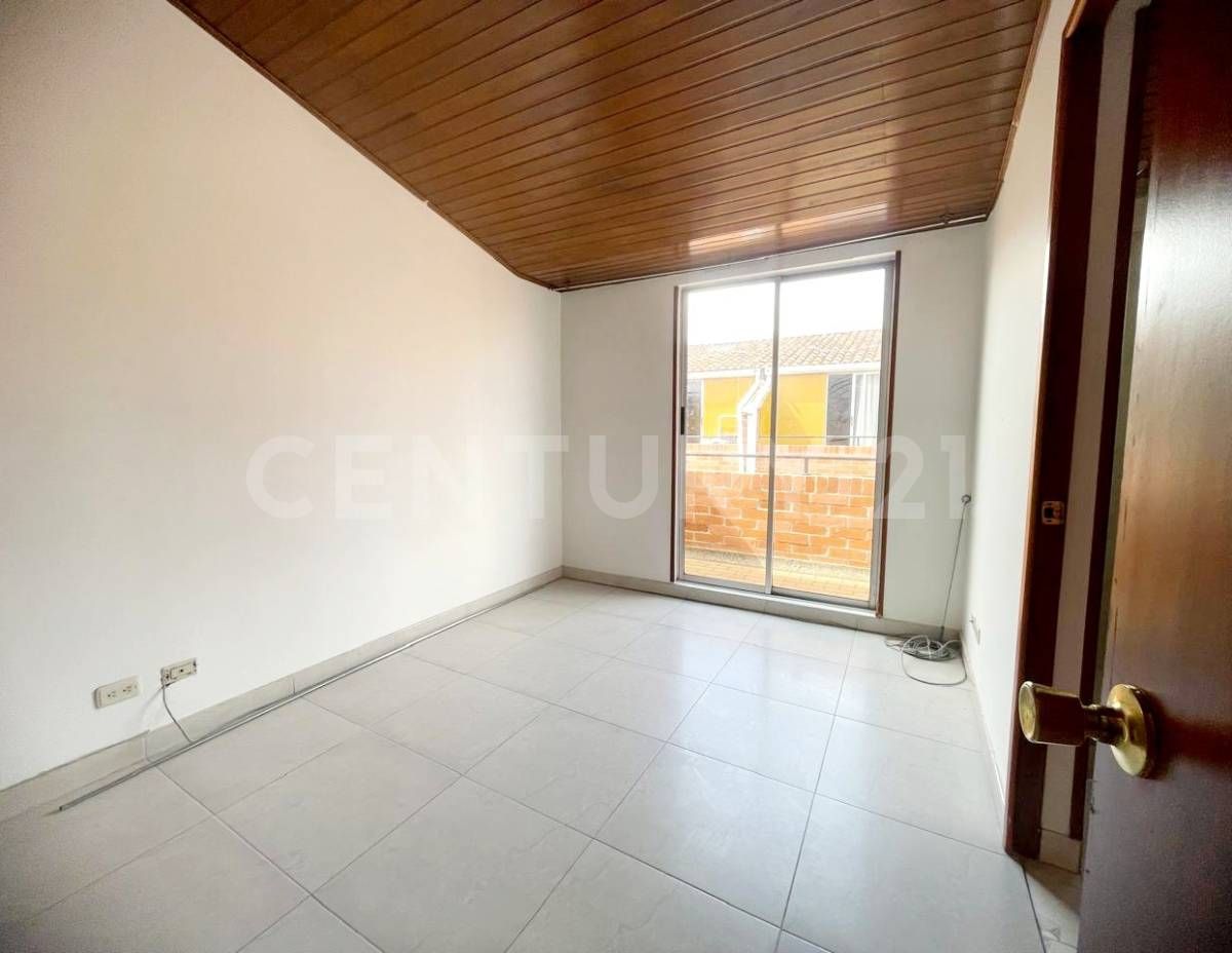 Casa en arriendo Cundinamarca Bogotá Pradera Norte 105 m2 Habitaciones 4 Baños 2 Garajes 1 Precio $3000000