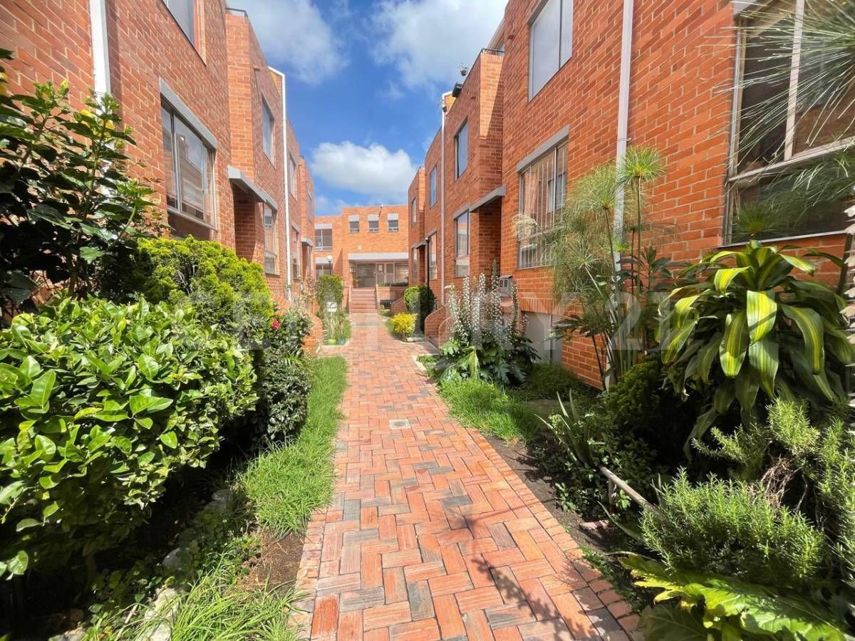 Casa en arriendo Cundinamarca Bogotá Pradera Norte 105 m2 Habitaciones 4 Baños 2 Garajes 1 Precio $3000000