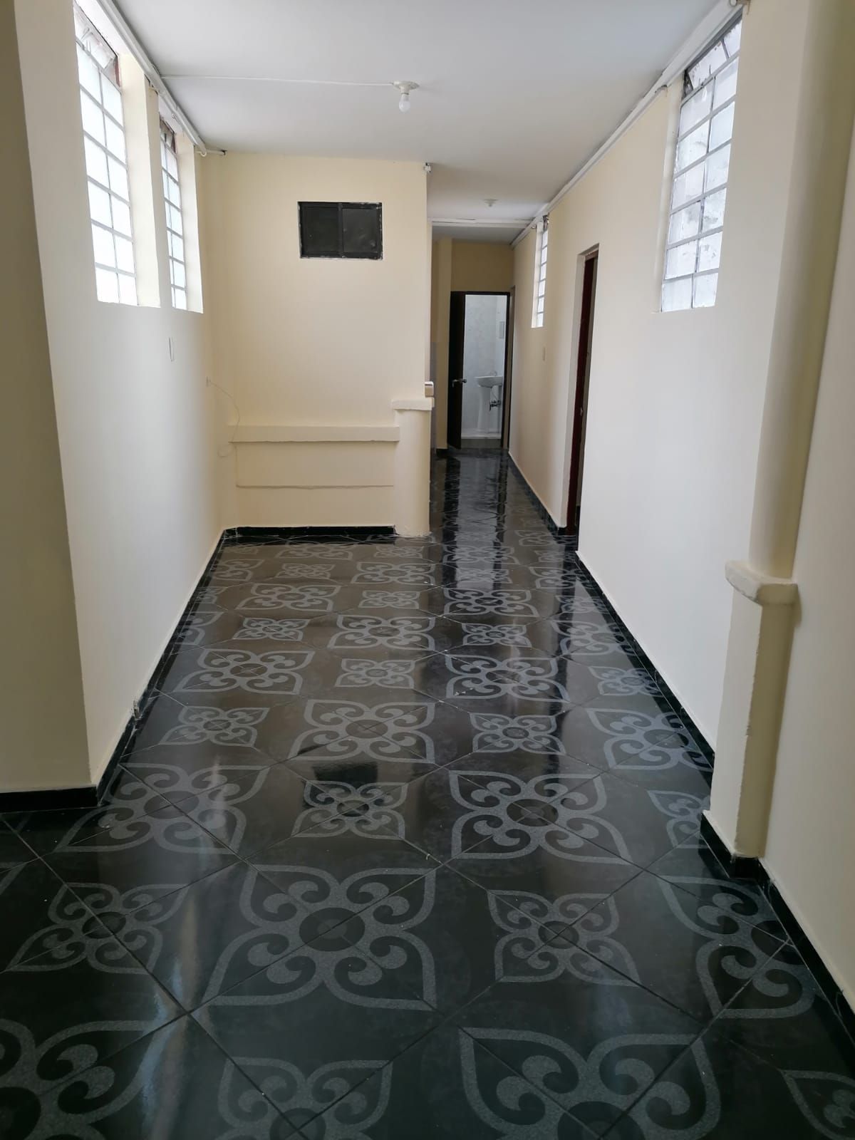 Casa en arriendo Antioquia Medellín Los Angeles 200 m2 Habitaciones 6 Baños 2 Garajes 0 Precio $3000000