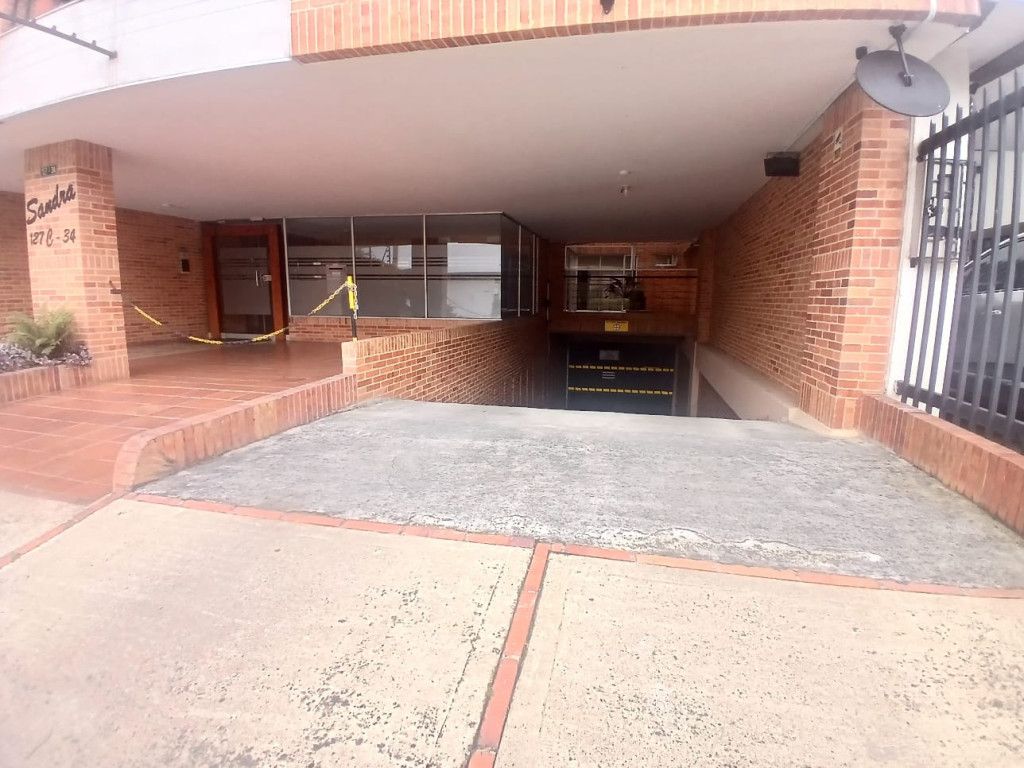 Apartamento en arriendo Cundinamarca Bogotá Niza Norte 99 m2 Habitaciones 3 Baños 3 Garajes 2 Precio $5296000