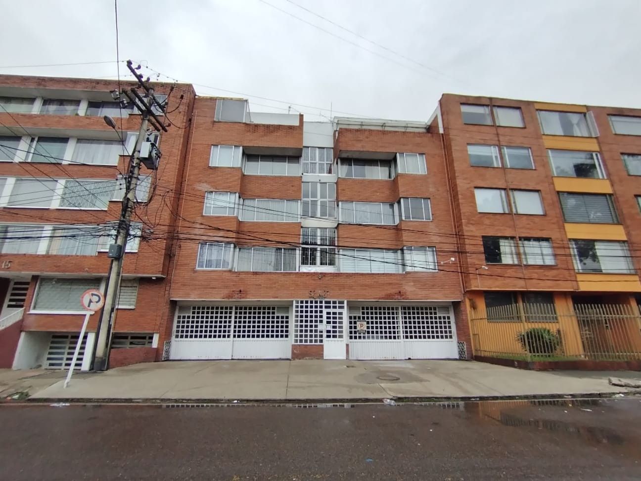 Apartamento en venta Cundinamarca Bogotá Normandía 63 m2 Habitaciones 4 Baños 2 Garajes 1 Precio $450000000