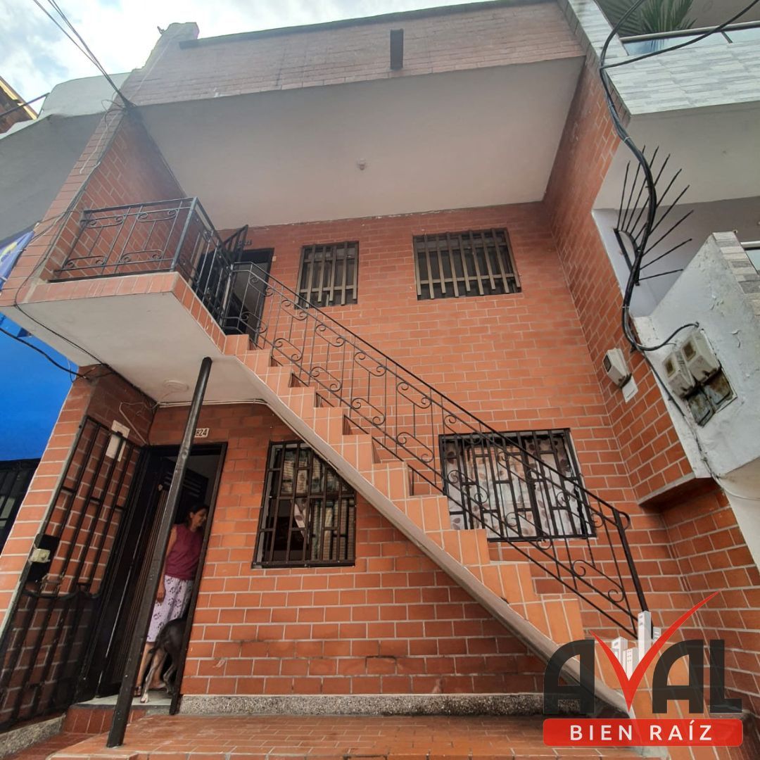 Edificio en venta Antioquia Itagüí Simón Bolívar 138 m2 Habitaciones 6 Baños 3 Garajes 0 Precio $850000000