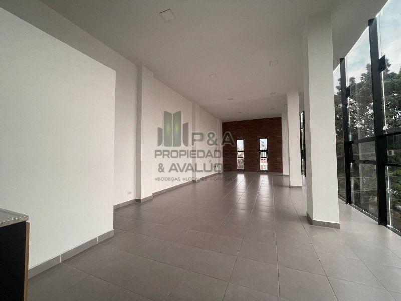 Edificio en arriendo Antioquia Medellín Cristo Rey 270 m2 Habitaciones 0 Baños 4 Garajes 0 Precio $15000000