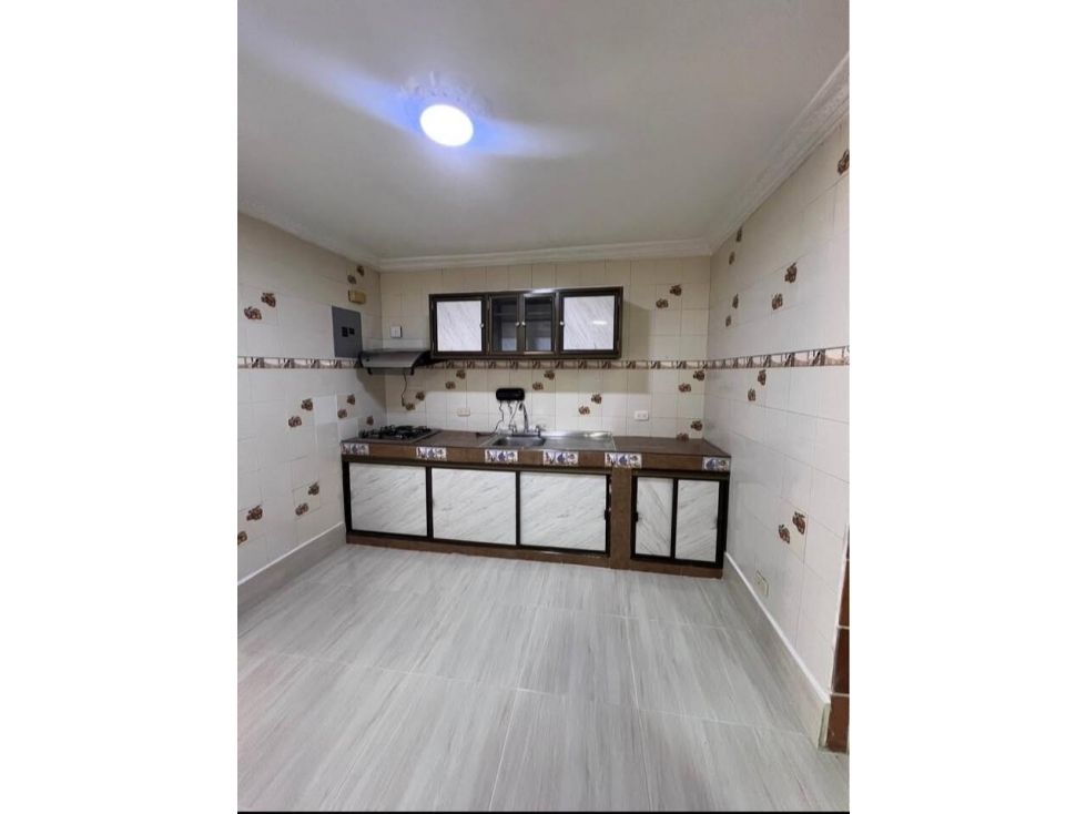 Apartamento en arriendo Antioquia Medellín Jesus Nazareno 70 m2 Habitaciones 2 Baños 1 Garajes 0 Precio $2100000