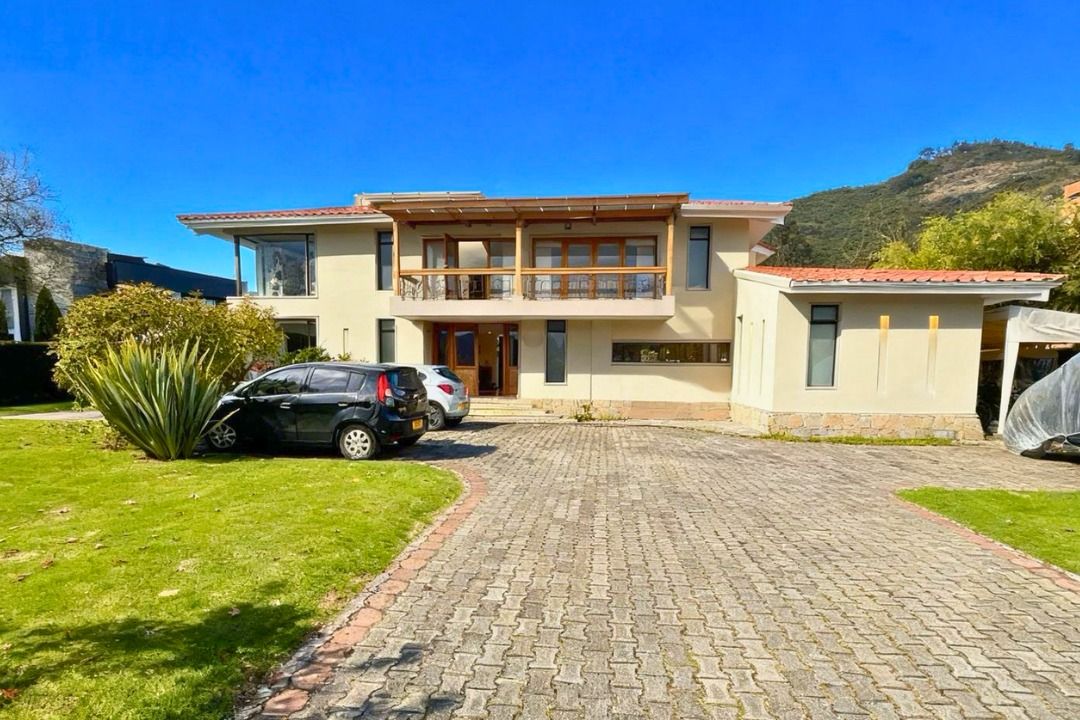 Casa en venta Cundinamarca Sopó Sopó 285 m2 Habitaciones 4 Baños 5 Garajes 8 Precio $2395000000