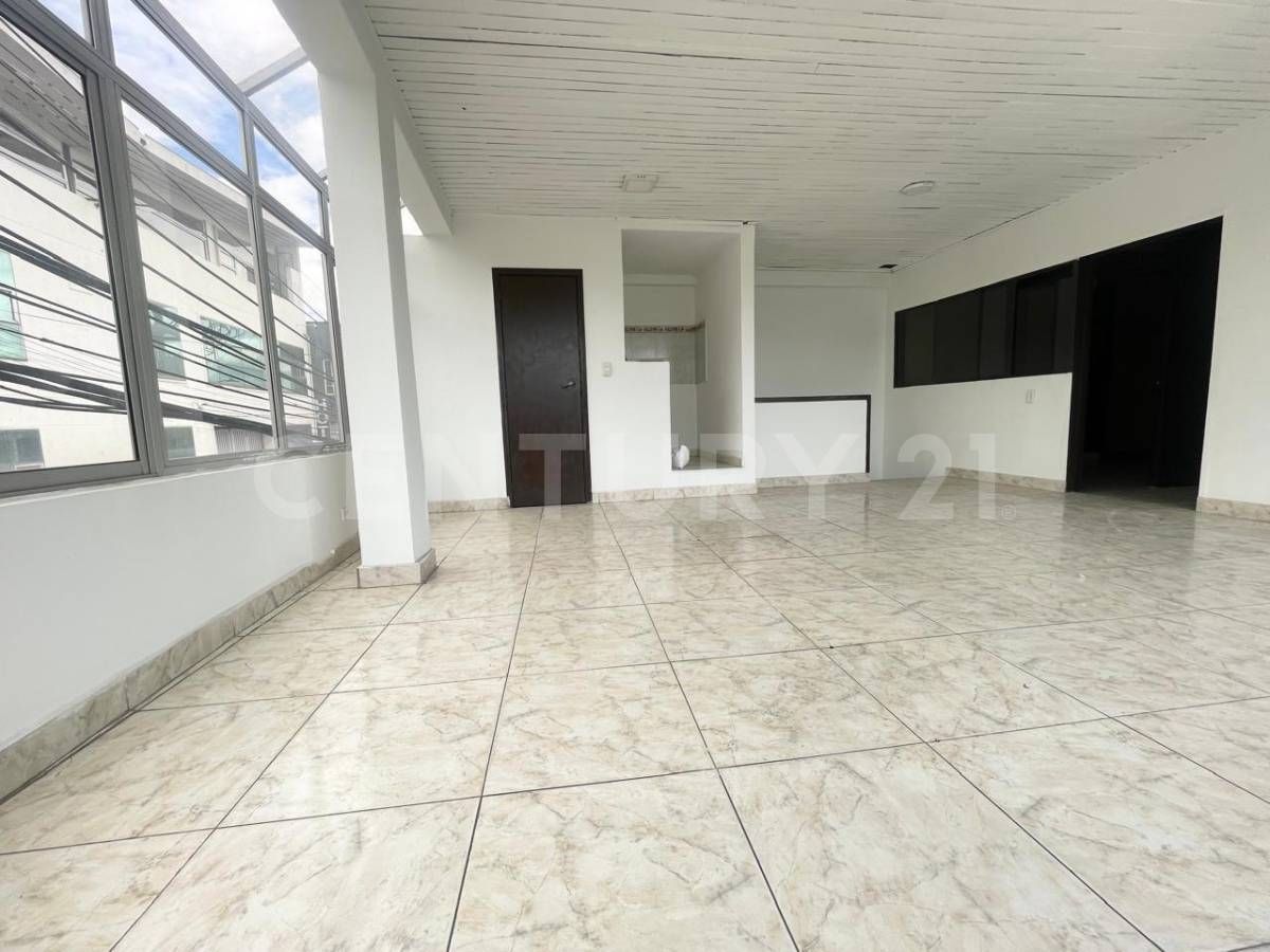 Oficina en arriendo Cundinamarca Bogotá Aeropuerto El Dorado 80 m2 Habitaciones 0 Baños 2 Garajes 0 Precio $3900000