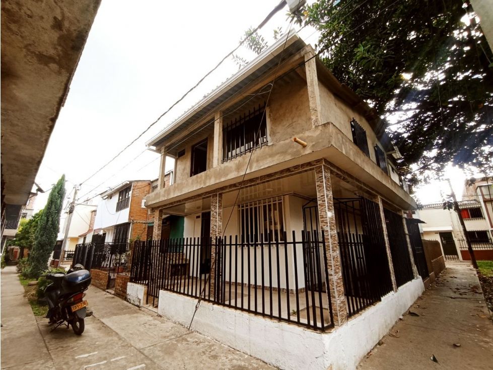 Casa en venta Valle Del Cauca Cali Sector Transito Municipal 50 m2 Habitaciones 3 Baños 2 Garajes 0 Precio $215000000