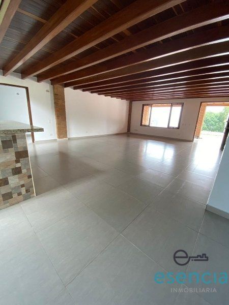 Casa en arriendo Antioquia Envigado San Rafael 4000 m2 Habitaciones 4 Baños 4 Garajes 0 Precio $10000000
