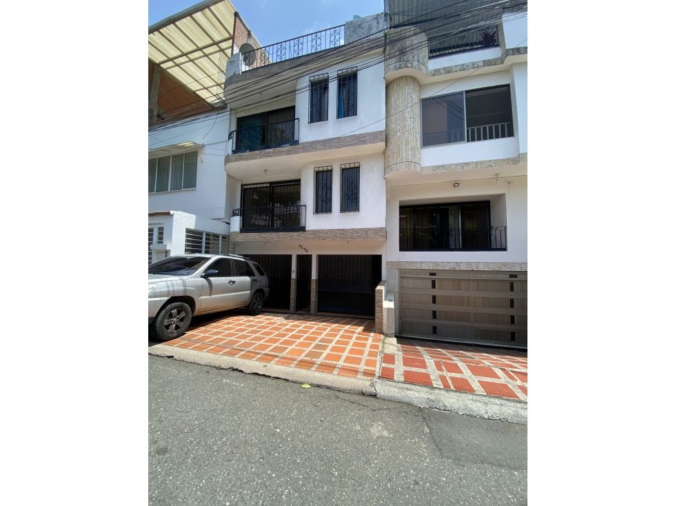 Apartamento en arriendo Valle Del Cauca Cali Caney 90 m2 Habitaciones 2 Baños 3 Garajes 1 Precio $1630000