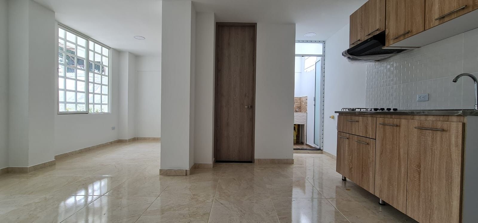 Apartaestudio en arriendo Valle Del Cauca Cali Vipasa 40 m2 Habitaciones 1 Baños 1 Garajes 0 Precio $1150000