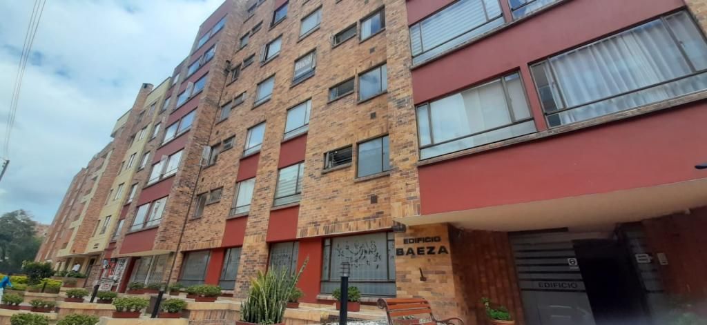 Apartamento en venta Cundinamarca Bogotá Victoria Norte 52 m2 Habitaciones 2 Baños 2 Garajes 1 Precio $310000000