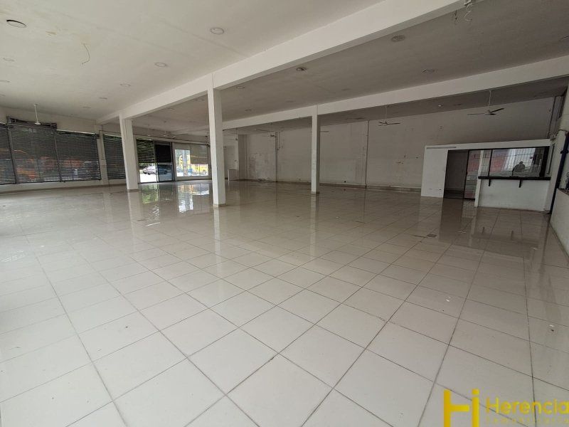 Bodega en arriendo Antioquia Medellín Santa Monica 800 m2 Habitaciones 0 Baños 2 Garajes 0 Precio $30000000