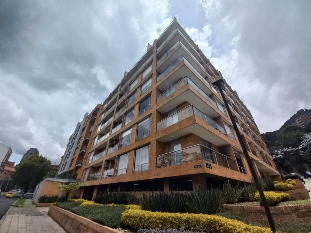 Apartamento en arriendo Cundinamarca Bogotá Bosque Calderón 70 m2 Habitaciones 2 Baños 3 Garajes 1 Precio $3859000