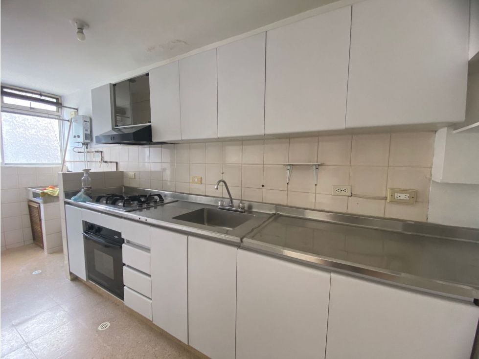 Apartamento en arriendo Antioquia Medellín Rosales 65 m2 Habitaciones 2 Baños 2 Garajes 1 Precio $3030000