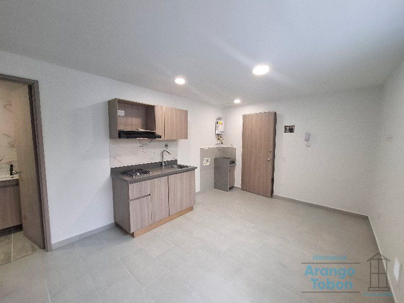 Apartaestudio en arriendo Antioquia Medellín La Floresta 27 m2 Habitaciones 0 Baños 1 Garajes 0 Precio $1750000