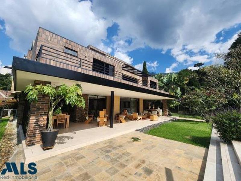 Casa en venta Antioquia Medellín Los Balsos No1 1316 m2 Habitaciones 10 Baños 10 Garajes 10 Precio $6900000000