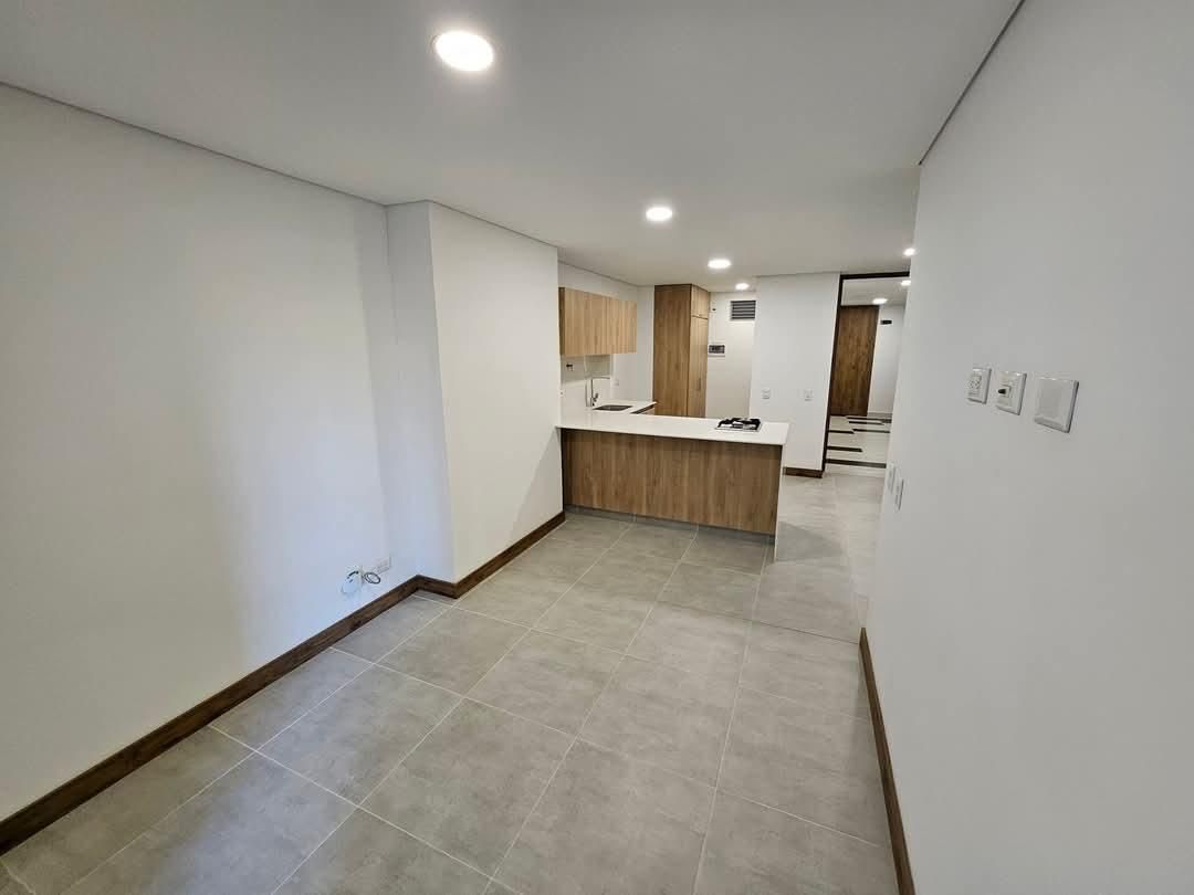 Apartaestudio en arriendo Antioquia Medellín Simesa 47 m2 Habitaciones 1 Baños 2 Garajes 1 Precio $3100000