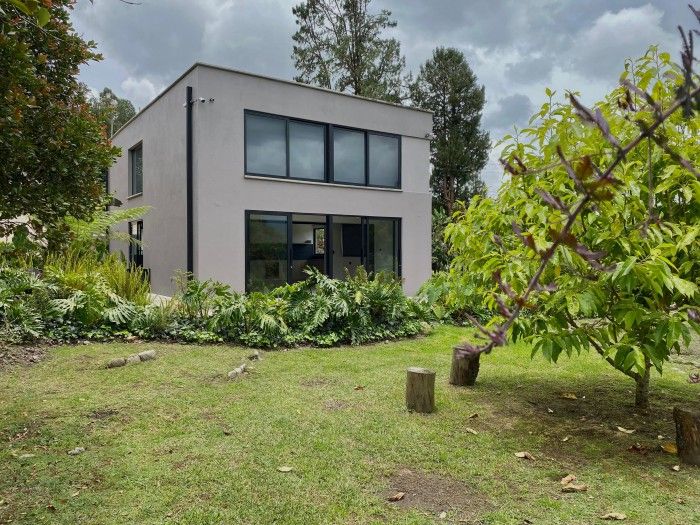 Casa en arriendo Antioquia El Retiro El Retiro 140 m2 Habitaciones 2 Baños 3 Garajes 5 Precio $8500000