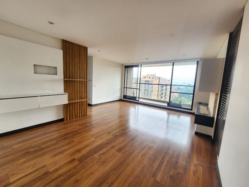 Apartamento en arriendo Cundinamarca Bogotá Cantalejo 193 m2 Habitaciones 3 Baños 3 Garajes 2 Precio $7500000