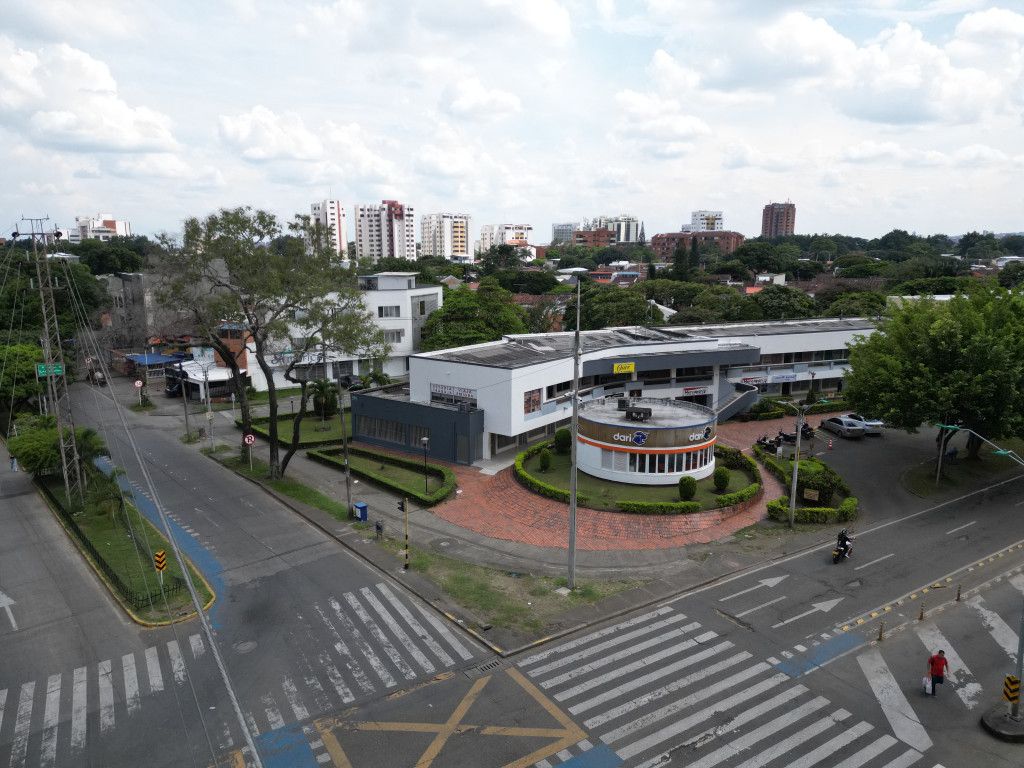 Local en venta Valle Del Cauca Cali Nueva Tequendama 174 m2 Habitaciones 0 Baños 2 Garajes 0 Precio $1400000000