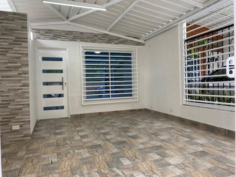 Casa en venta Valle Del Cauca Cali Lili 135 m2 Habitaciones 4 Baños 3 Garajes 1 Precio $478000000