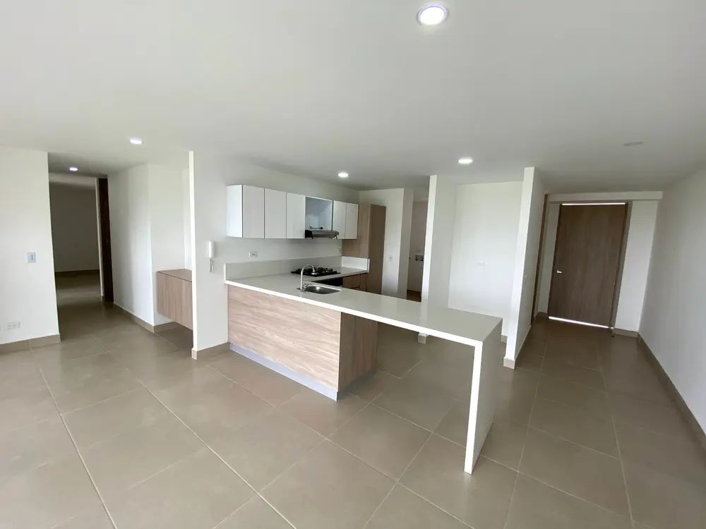 Apartamento en arriendo Valle Del Cauca Cali Cañaverales Los Samanes 138 m2 Habitaciones 3 Baños 3 Garajes 2 Precio $2000000
