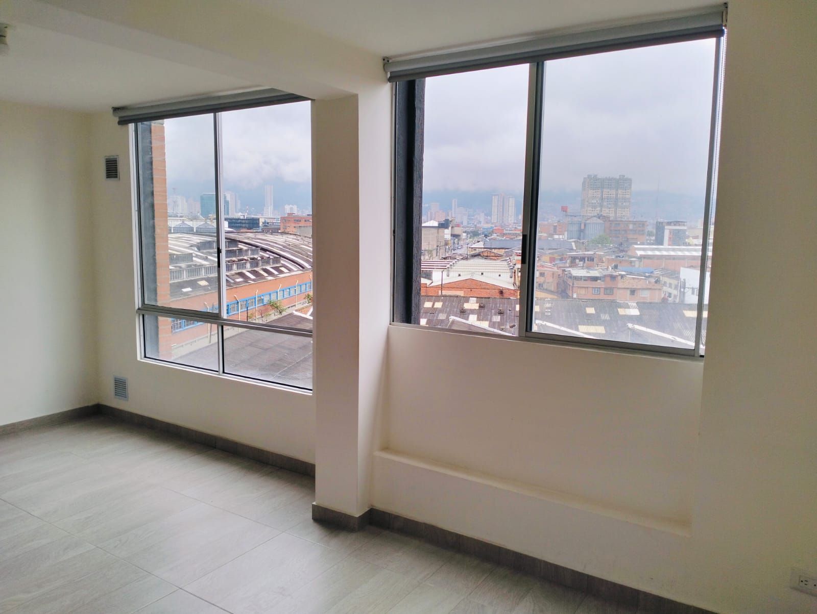 Apartamento en arriendo Cundinamarca Bogotá Industrial Centenario 40 m2 Habitaciones 1 Baños 2 Garajes 0 Precio $1700000