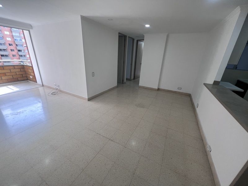 Apartamento en arriendo Antioquia Medellín Patio Bonito 80 m2 Habitaciones 3 Baños 4 Garajes 1 Precio $4200000