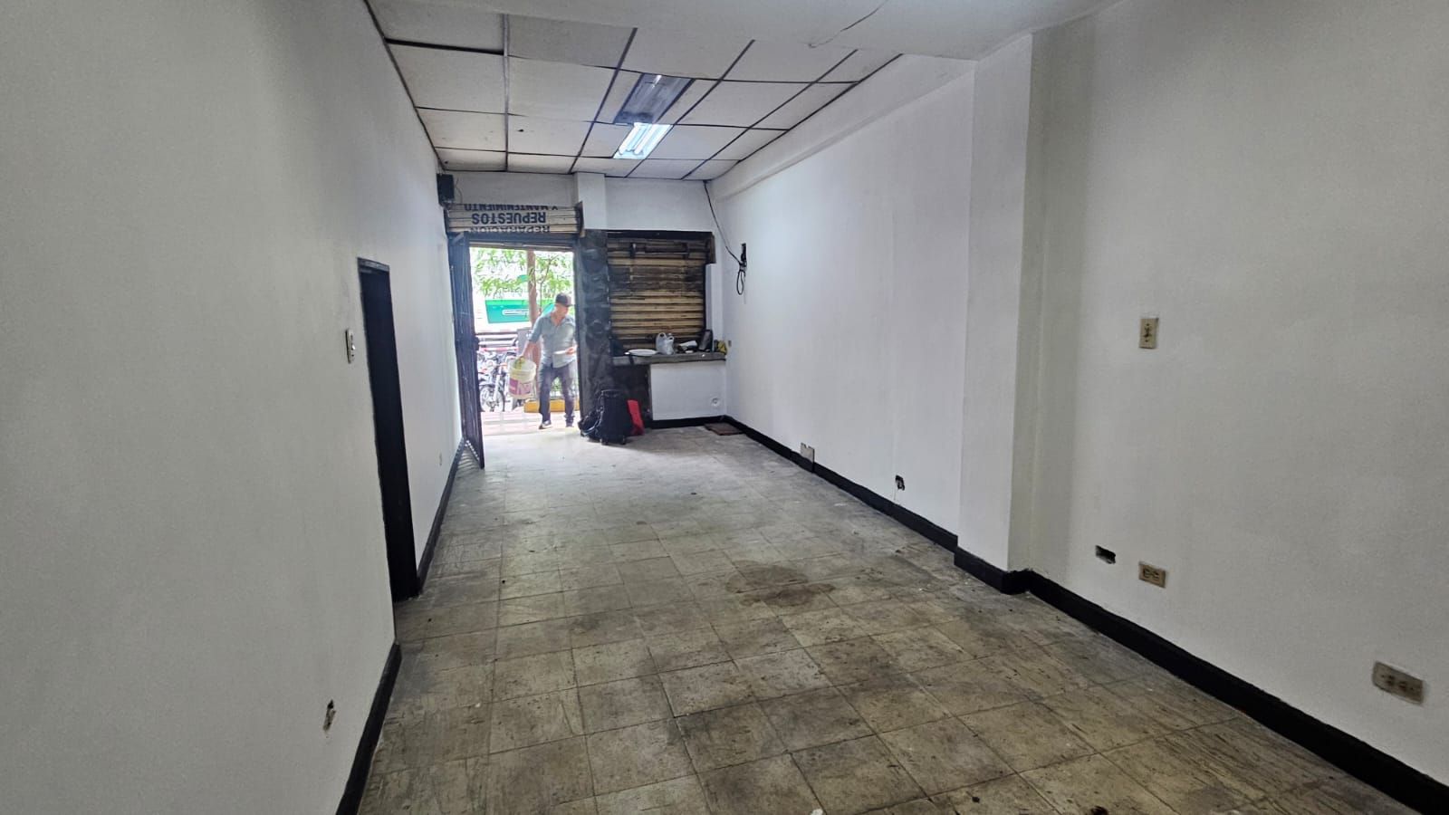 Local en arriendo Valle Del Cauca Cali San Nicolás 60 m2 Habitaciones 0 Baños 1 Garajes 0 Precio $1800000