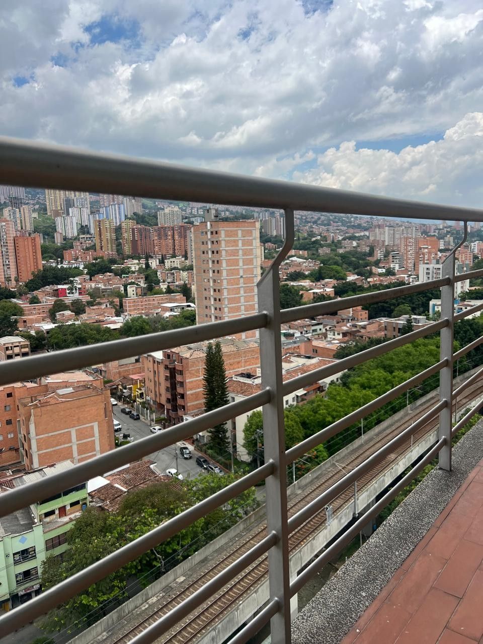 Apartaestudio en venta Antioquia Medellín La Floresta 39 m2 Habitaciones 1 Baños 1 Garajes 0 Precio $295000000
