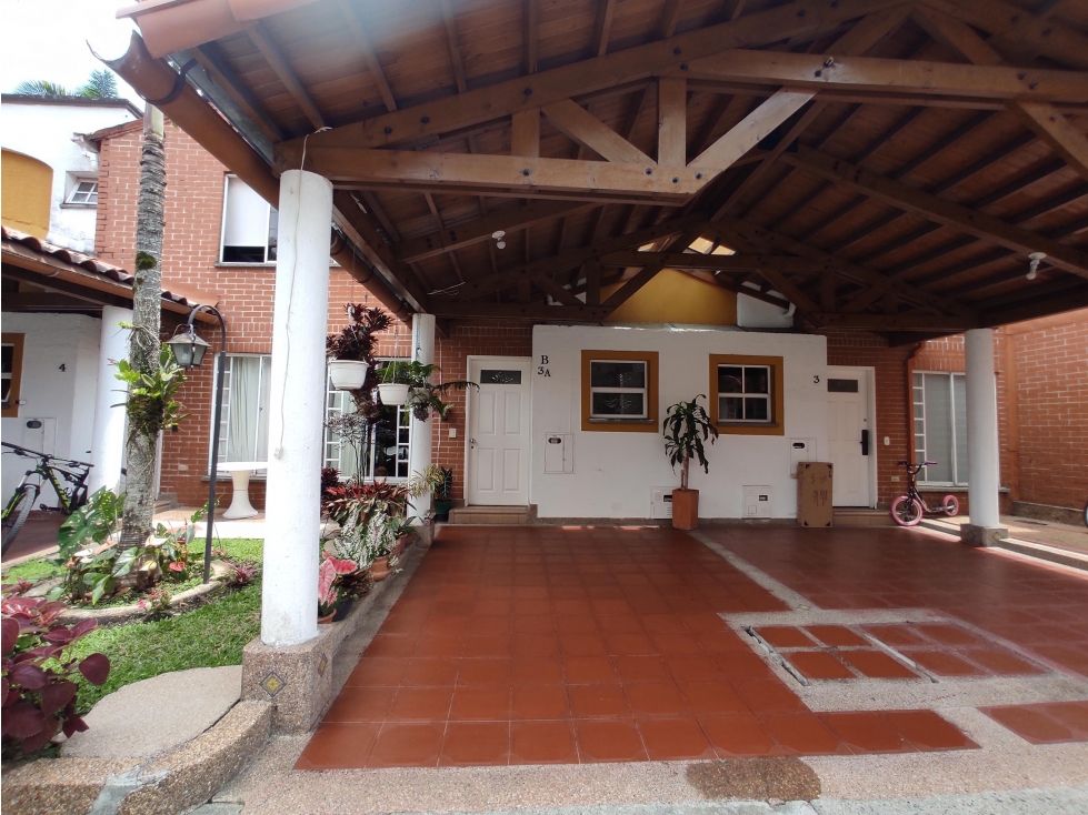 Casa en venta Quindío Armenia Sector Centro 120 m2 Habitaciones 3 Baños 2 Garajes 2 Precio $590000000