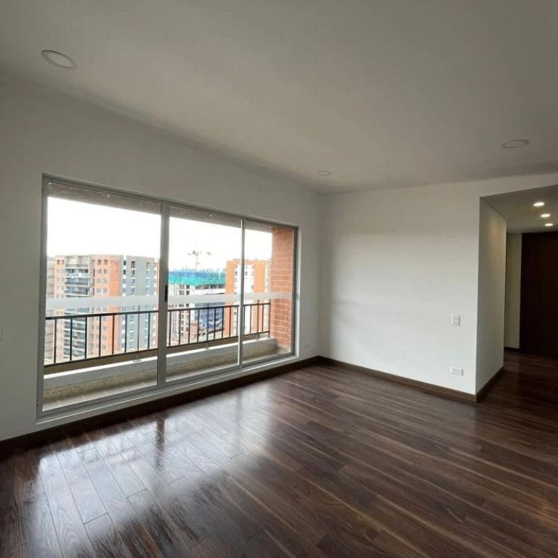 Apartamento en venta Cundinamarca Bogotá El Dorado 64 m2 Habitaciones 3 Baños 2 Garajes 1 Precio $365000000