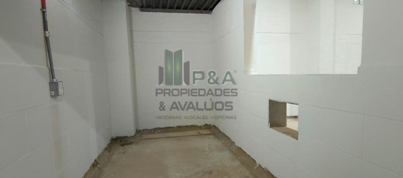 Bodega en arriendo Antioquia Medellín San Antonio De Prado 320 m2 Habitaciones 0 Baños 2 Garajes 0 Precio $11000000