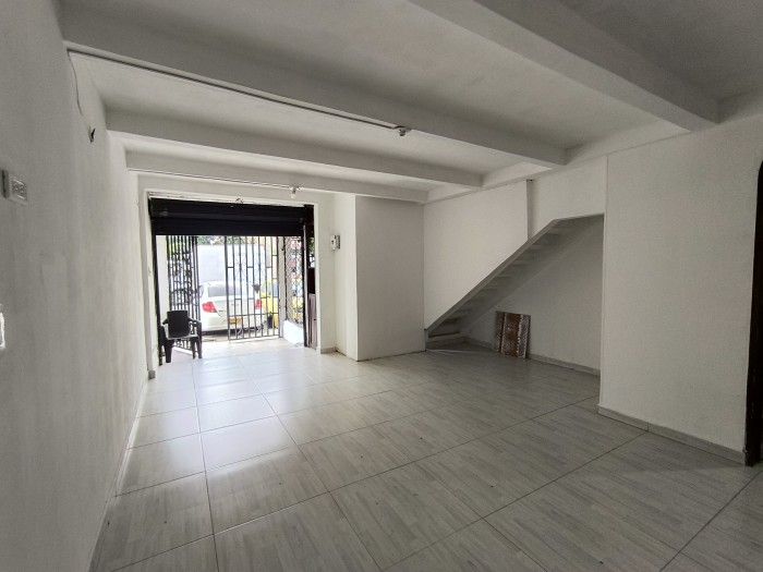 Local en arriendo Valle Del Cauca Cali Sector Transito Municipal 50 m2 Habitaciones 0 Baños 1 Garajes 0 Precio $1200000