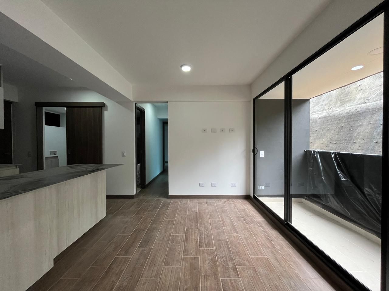 Apartamento en arriendo Antioquia El Retiro Cn El Campo 65 m2 Habitaciones 3 Baños 2 Garajes 2 Precio $3000000