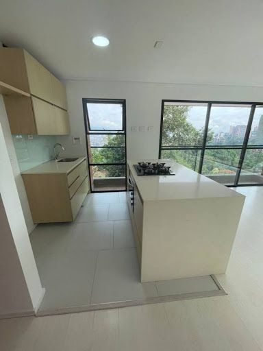 Apartaestudio en arriendo Antioquia Envigado El Yerbal 75 m2 Habitaciones 1 Baños 1 Garajes 1 Precio $3900000