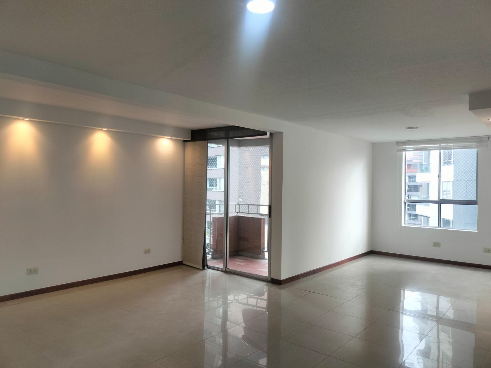 Apartamento en venta Antioquia Medellín Santa Maria De Los Angeles 70 m2 Habitaciones 2 Baños 2 Garajes 1 Precio $770000000