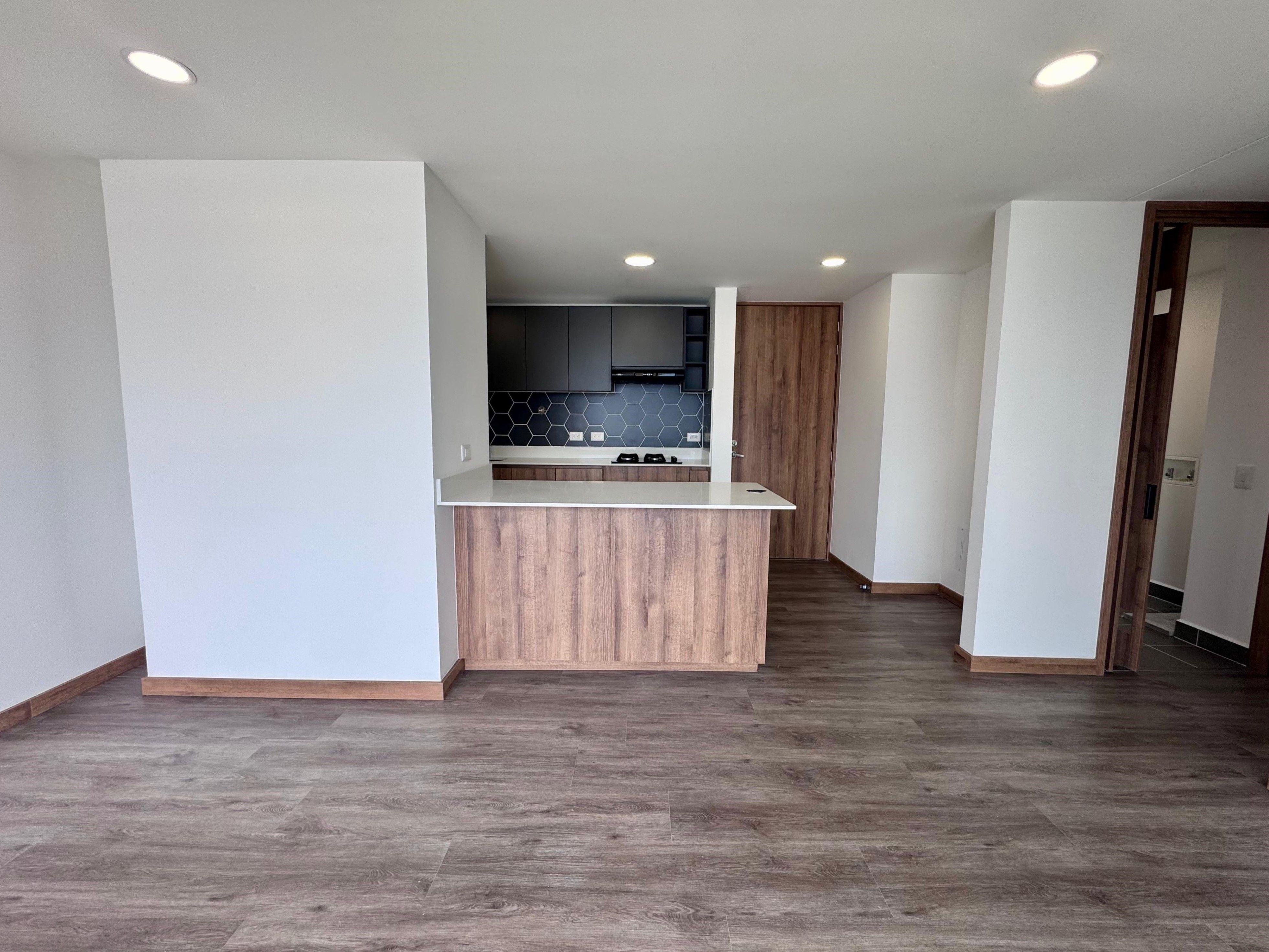 Apartamento en arriendo Antioquia Sabaneta San Rafael 90 m2 Habitaciones 3 Baños 2 Garajes 2 Precio $4000000