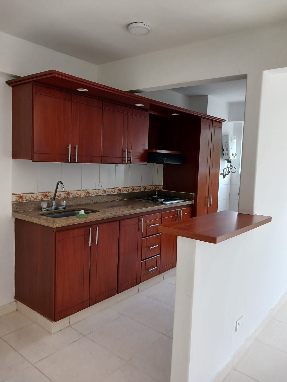 Apartamento en arriendo Antioquia Medellín La Hondonada 60 m2 Habitaciones 3 Baños 2 Garajes 0 Precio $2000000