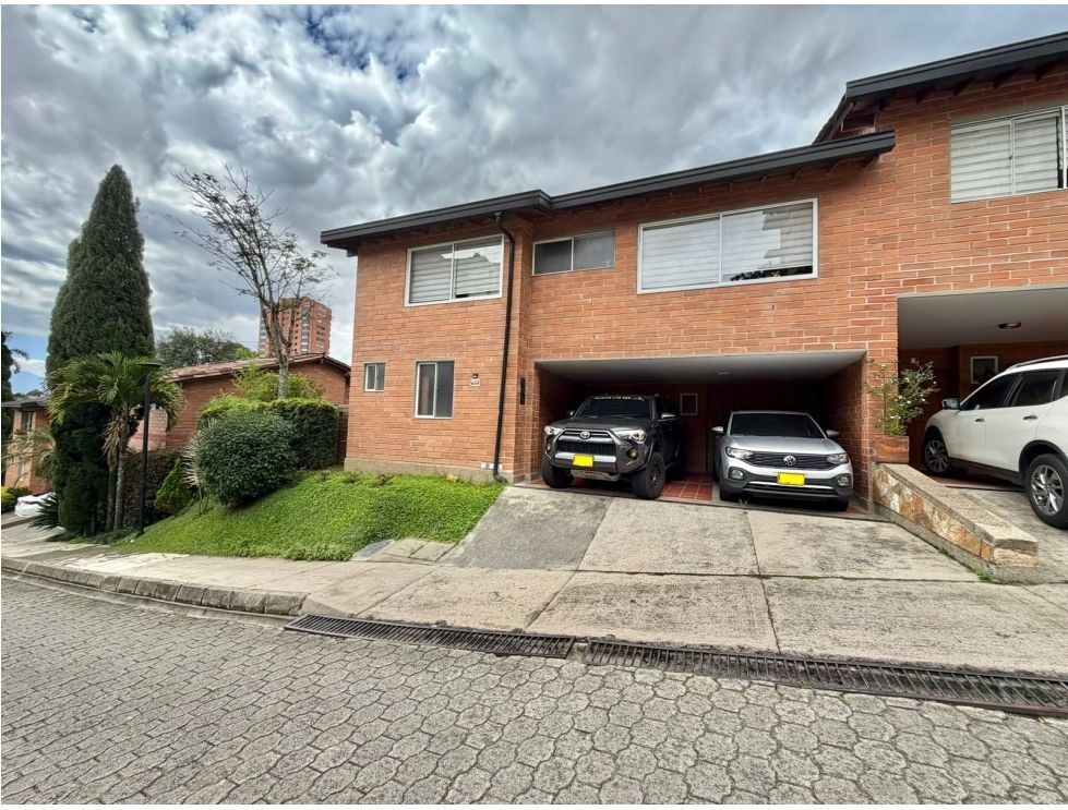 Casa en venta Antioquia Medellín San Lucas 213 m2 Habitaciones 4 Baños 5 Garajes 2 Precio $1895000000