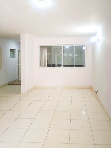 Casa en arriendo Antioquia Medellín Lorena 300 m2 Habitaciones 5 Baños 3 Garajes 1 Precio $6200000