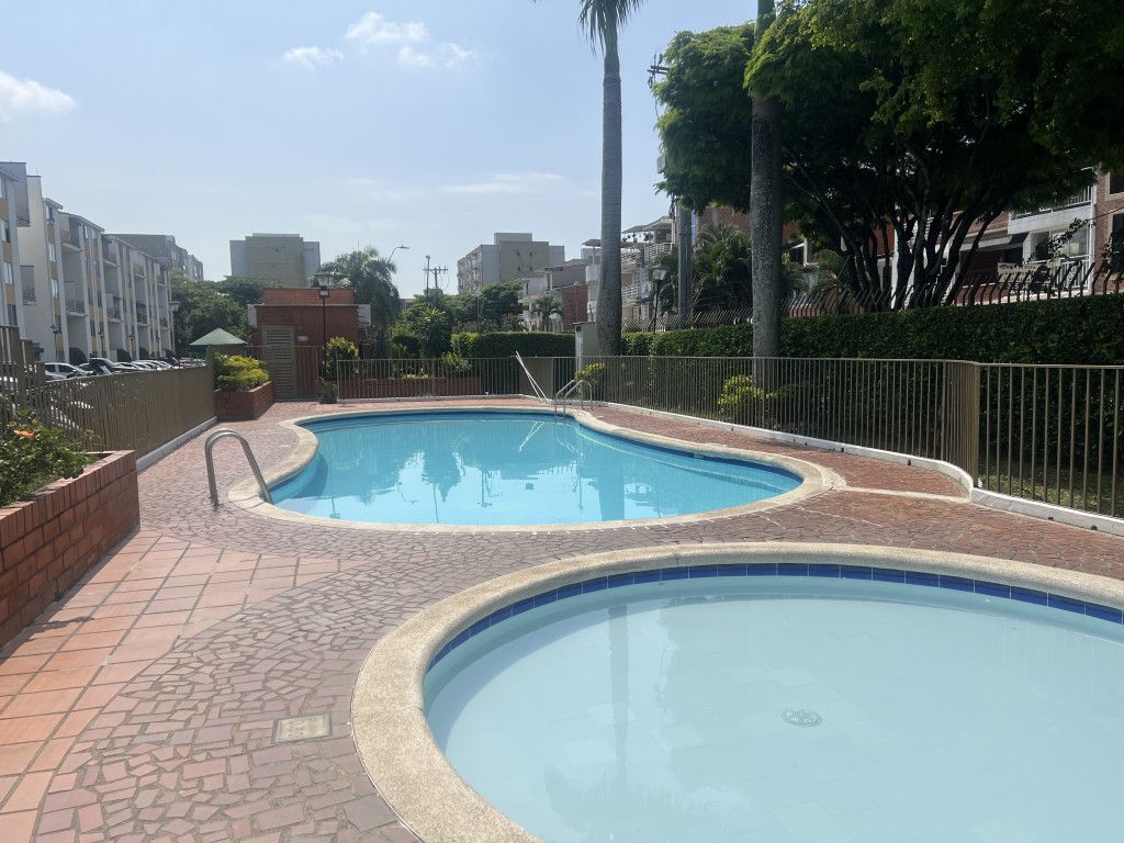 Apartamento en arriendo Valle Del Cauca Cali Lili 62 m2 Habitaciones 2 Baños 2 Garajes 0 Precio $1570000
