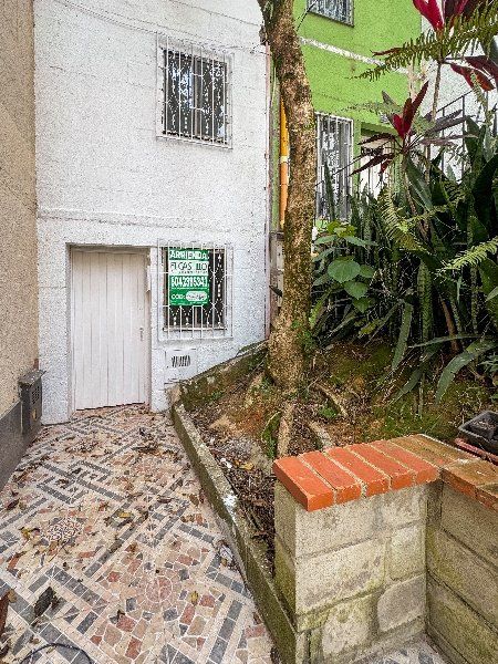 Casa en arriendo Antioquia Medellín Facultad De Minas 90 m2 Habitaciones 5 Baños 3 Garajes 0 Precio $1800000