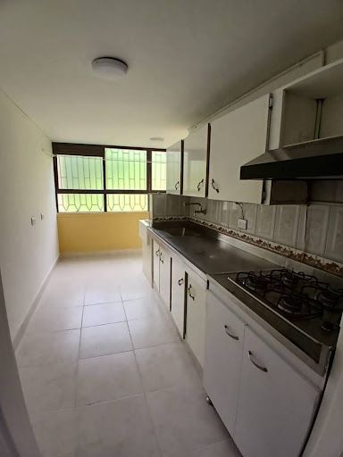 Apartamento en arriendo Antioquia Medellín Belencito 95 m2 Habitaciones 3 Baños 1 Garajes 0 Precio $2400000
