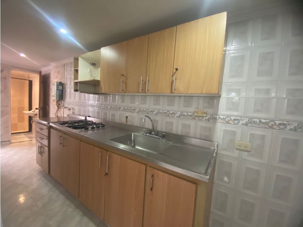 Apartamento en arriendo Antioquia Medellín Calasanz Parte Alta 70 m2 Habitaciones 3 Baños 2 Garajes 0 Precio $2250000